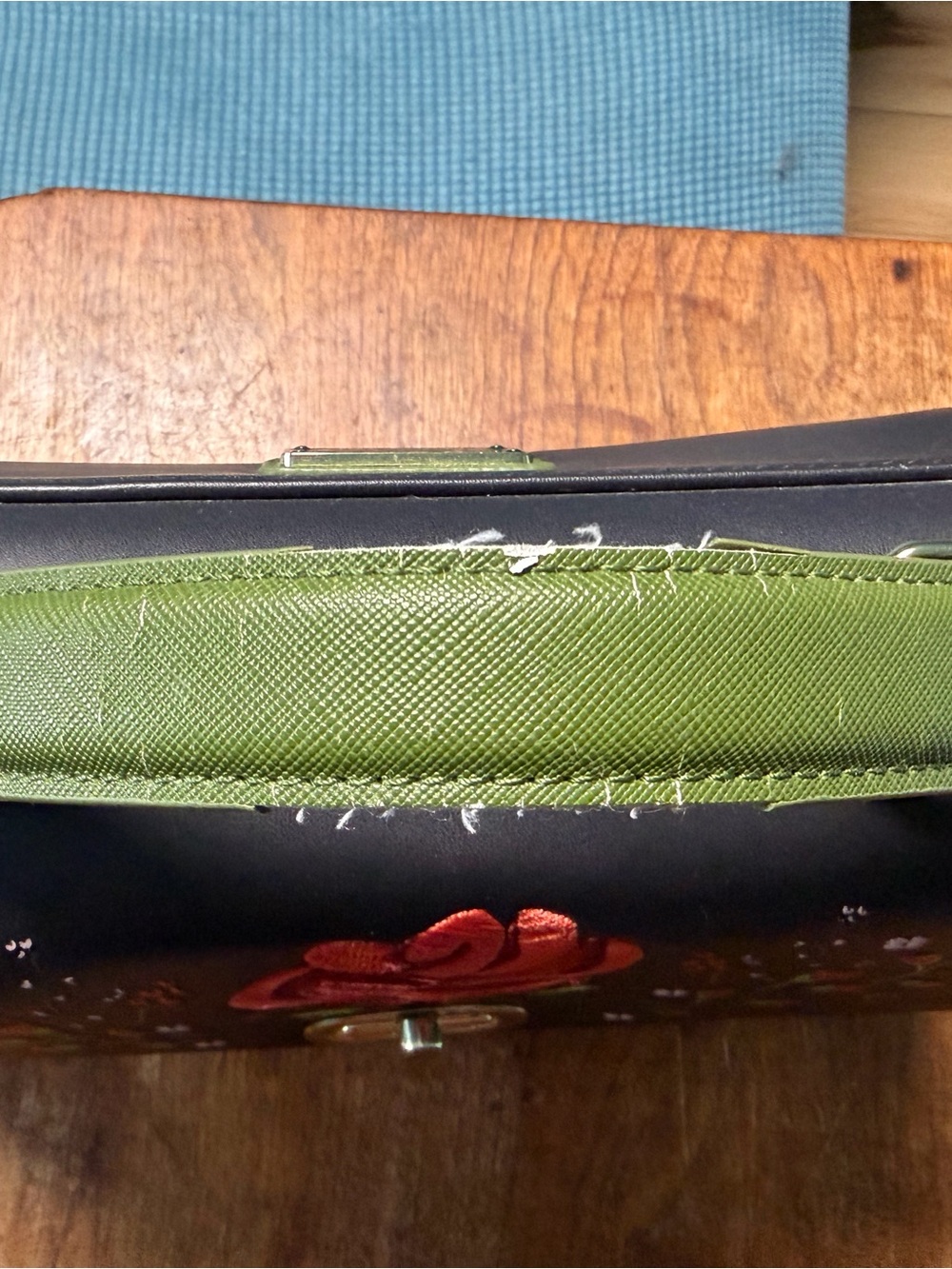 Loungefly Beauty and the Beast, green, rose and castle purse - Picture 4 of 5
